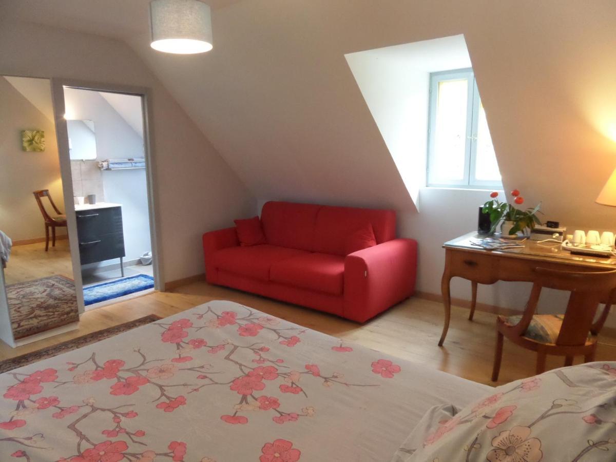 Le Moulin De La Planche Bed & Breakfast Cerelles Bagian luar foto