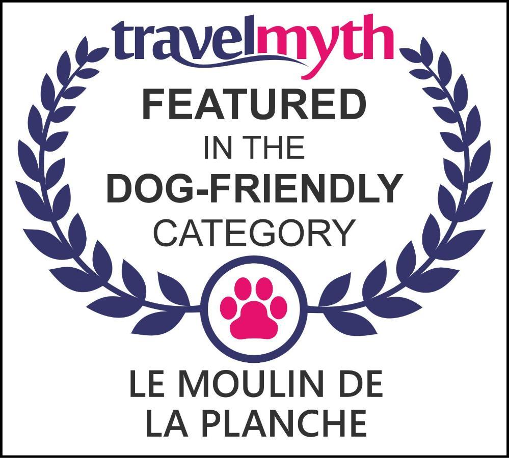 Le Moulin De La Planche Bed & Breakfast Cerelles Bagian luar foto